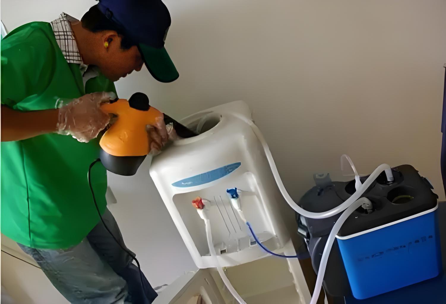 清洗飲水機.jpg